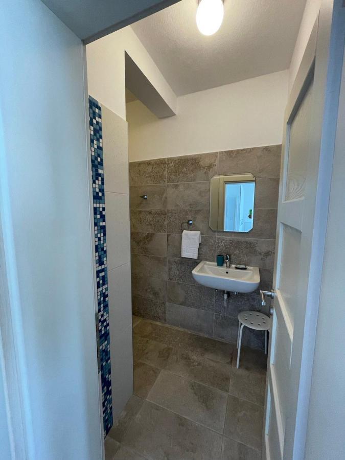 Two Palms Apartment Sutomore Kültér fotó