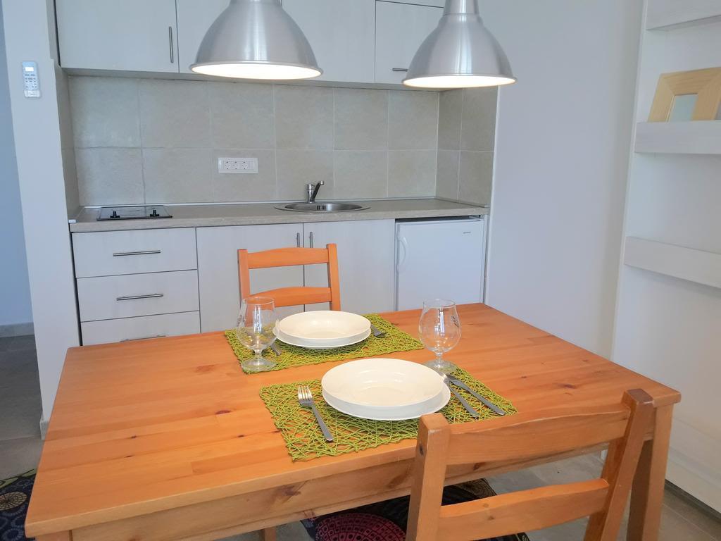 Two Palms Apartment Sutomore Kültér fotó