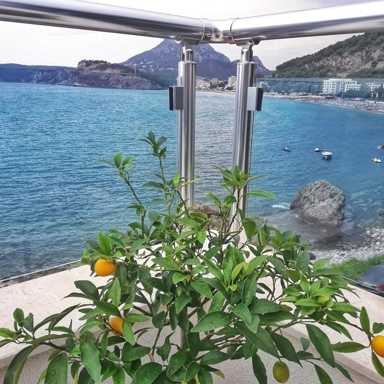 Two Palms Apartment Sutomore Kültér fotó